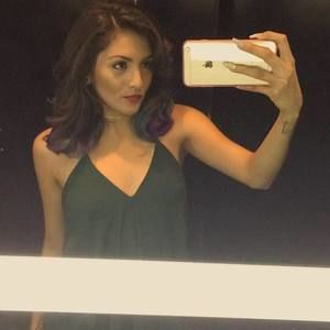 Meet your Posher, Cristal